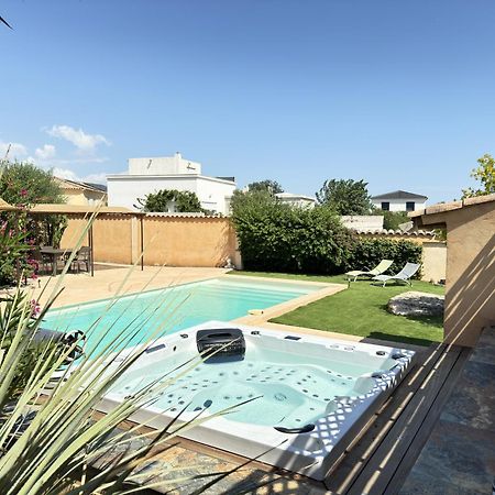 רוקברון-סור-ארז'נס 2 Hebergements - 10 Couchages - Parking, Piscine, Jacuzzi - Convivialite מראה חיצוני תמונה